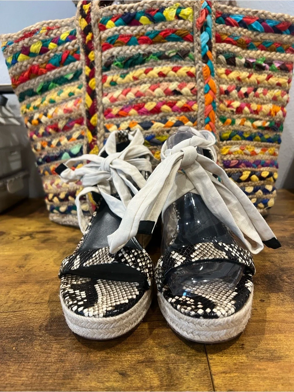 VinceCamino Roreka Wraparound Tie Espadrille Sandal In Warm Vanilla:Size 7.5